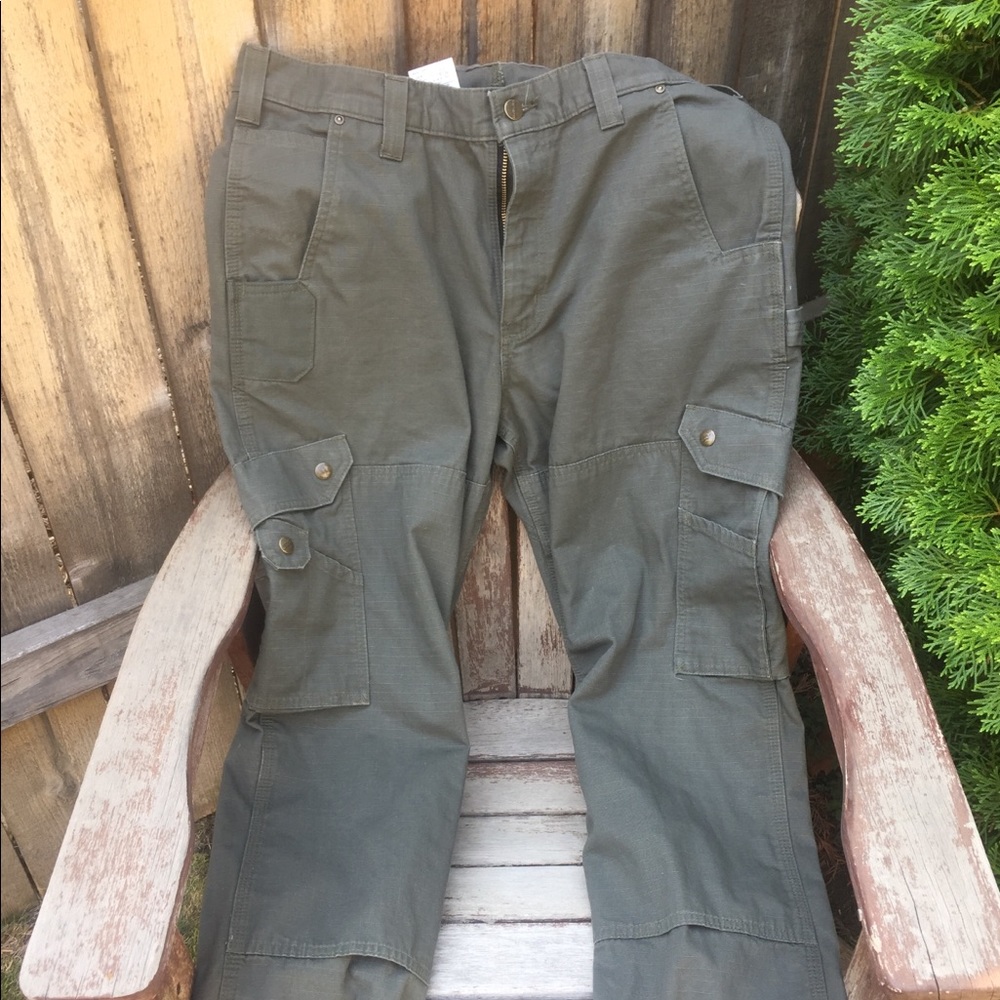 Carhartt jeans.